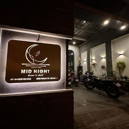 Hotel Mid Night Can Tho Esterno foto