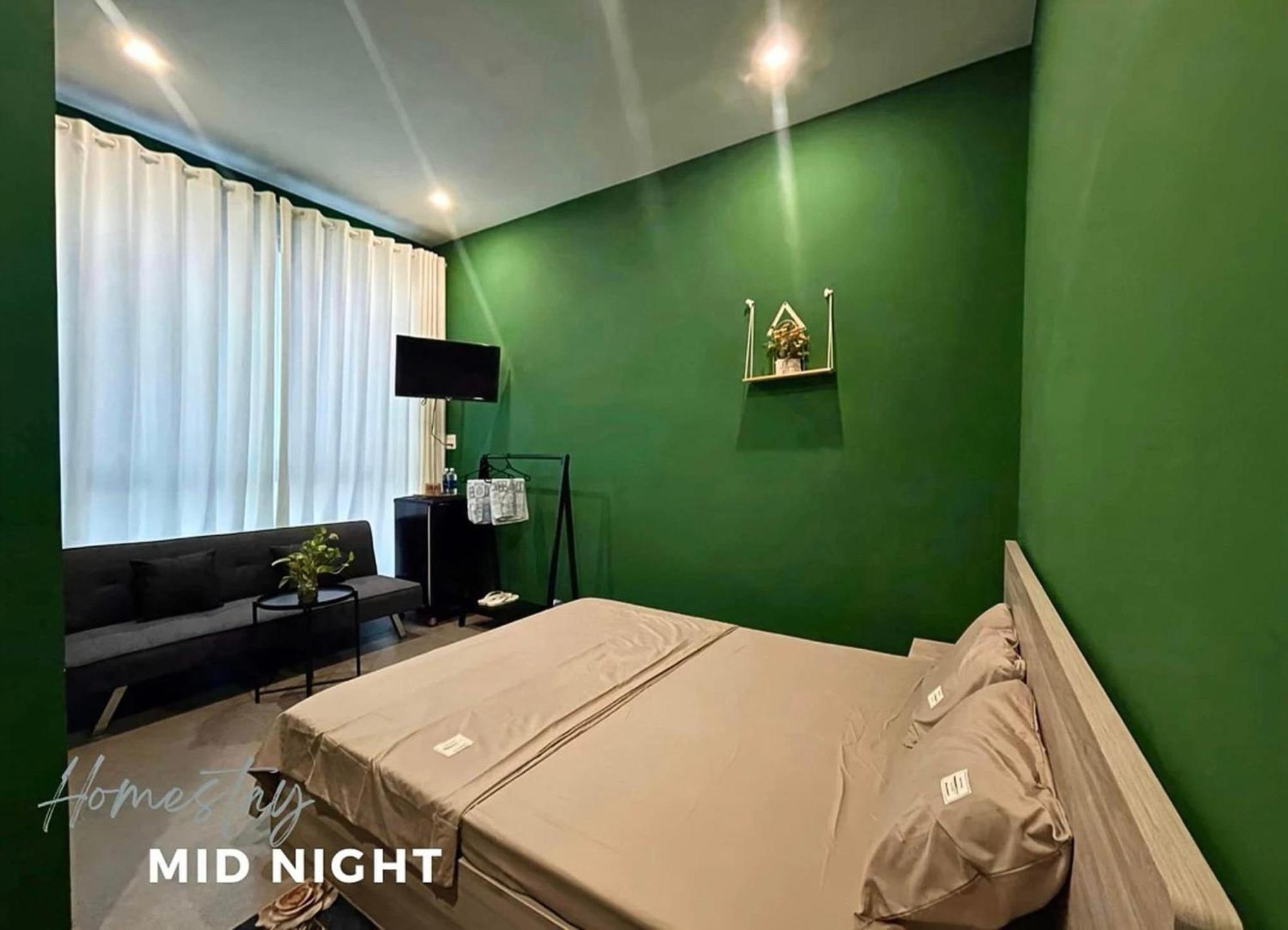Hotel Mid Night Can Tho Esterno foto