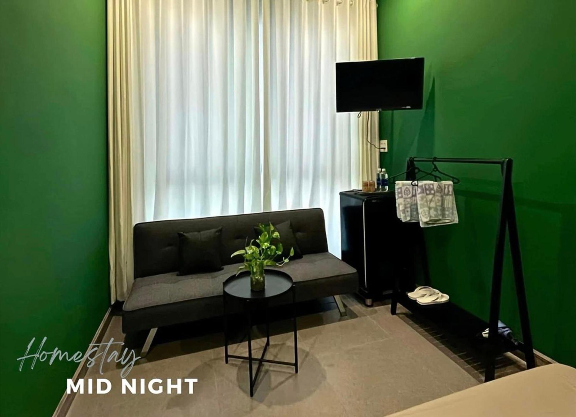 Hotel Mid Night Can Tho Esterno foto